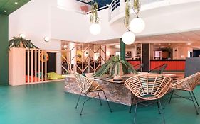 Hotel Ibis Styles Marseille Plan De Campagne  3*